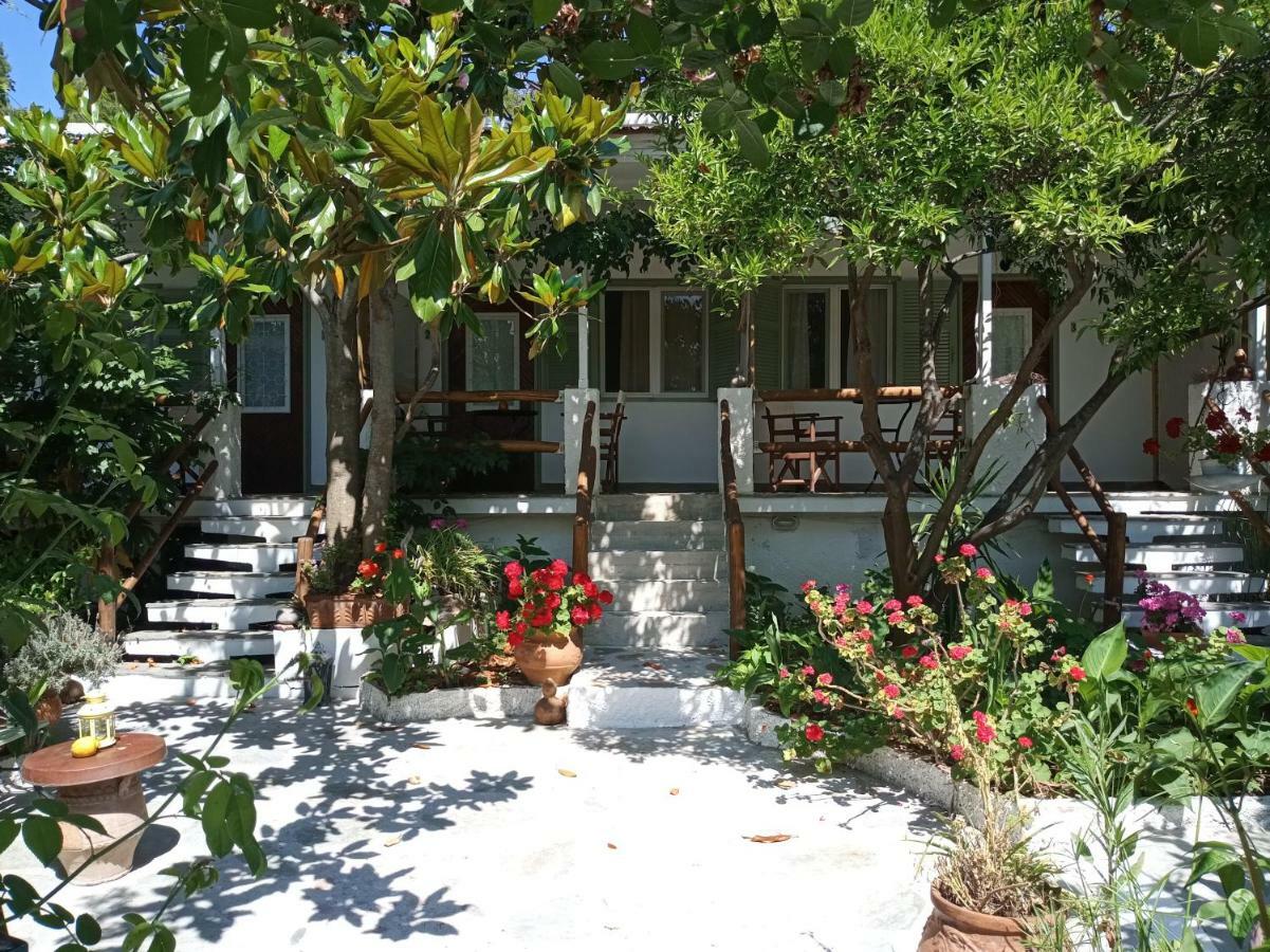 Πανσιόν Stamatia's Garden *