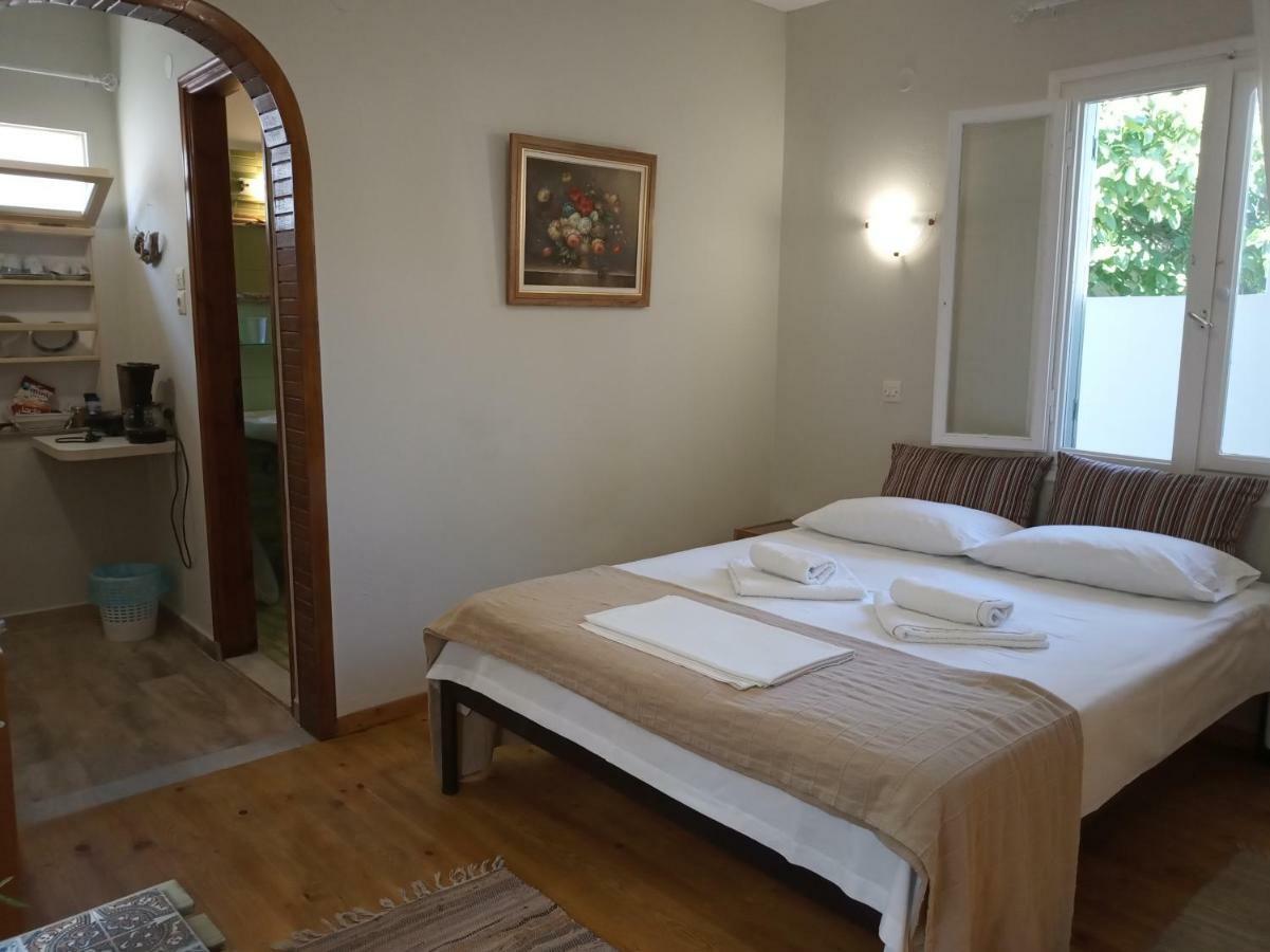 Stamatia's Garden Guest house Agnontas